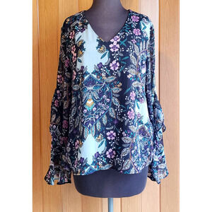 IZ Byer size XL floral print long sleeve blouse